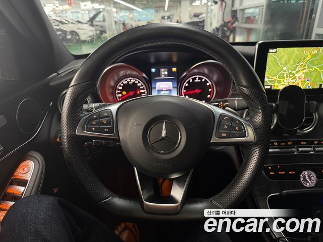 Mercedes-Benz C-Class 2017 — photo 14