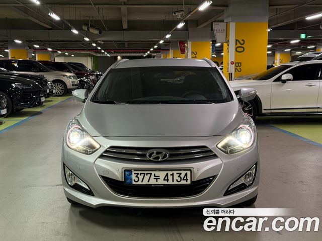 Hyundai i40 2012 — photo 2