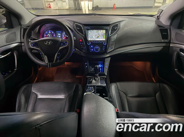 Hyundai i40 2012 — photo 7