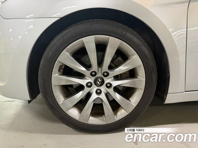 Hyundai i40 2012 — photo 16