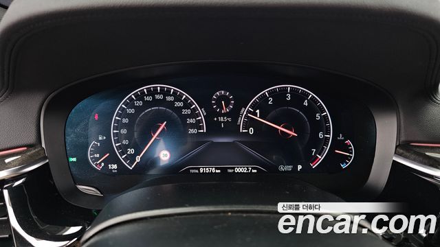 BMW Gran Turismo 2019 — photo 11