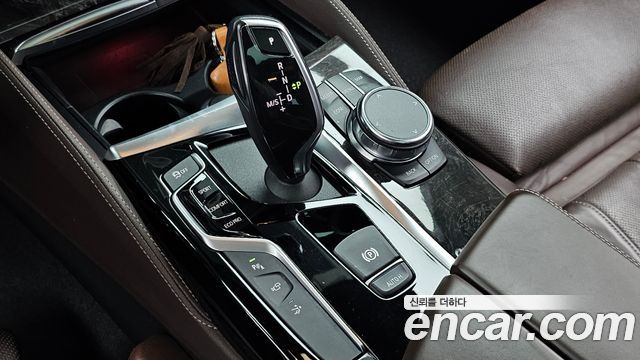 BMW Gran Turismo 2019 — photo 12