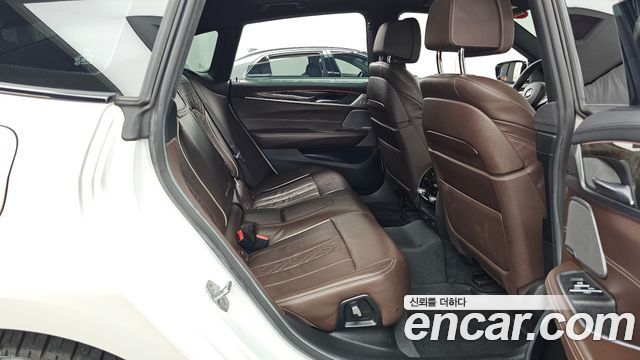 BMW Gran Turismo 2019 — photo 18