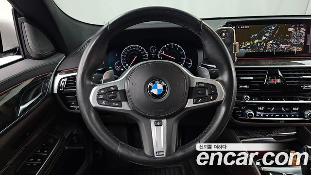 BMW Gran Turismo 2019 — photo 19