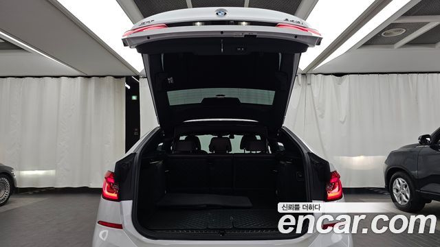 BMW Gran Turismo 2019 — photo 26