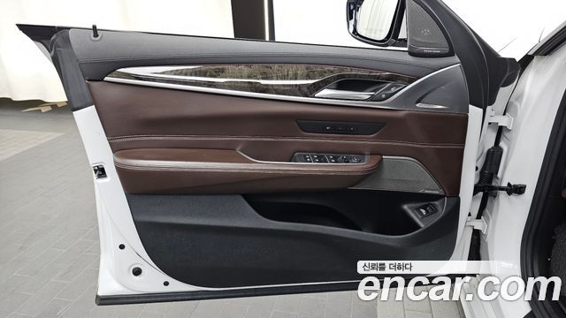 BMW Gran Turismo 2019 — photo 14
