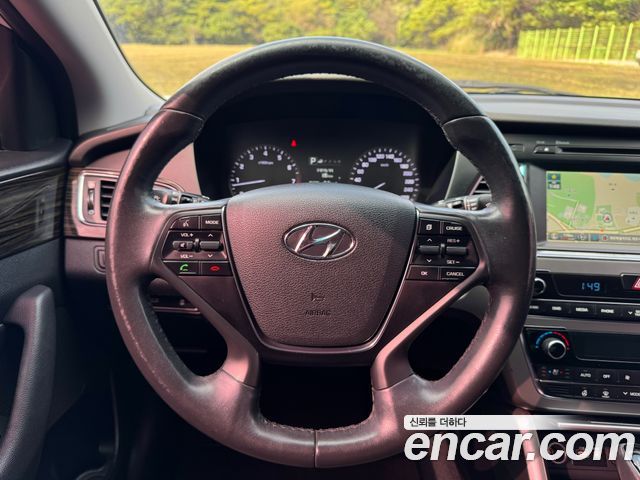 Hyundai Sonata 2016 — photo 12