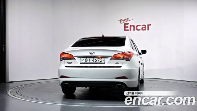 Hyundai i40 2012 — photo 4