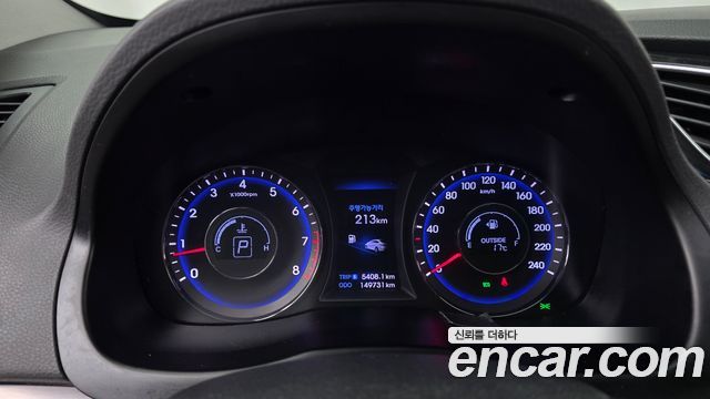Hyundai i40 2012 — photo 11