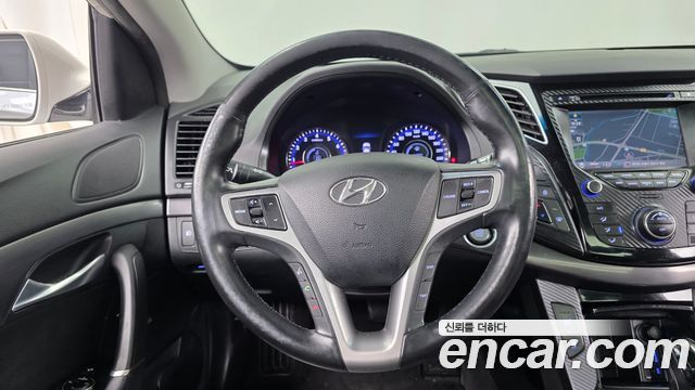 Hyundai i40 2012 — photo 18