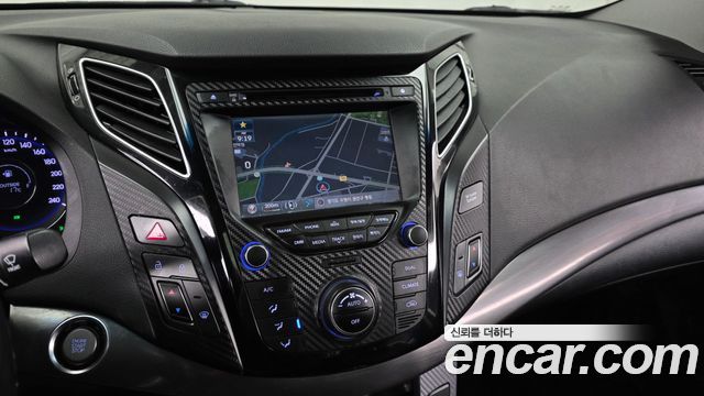 Hyundai i40 2012 — photo 19