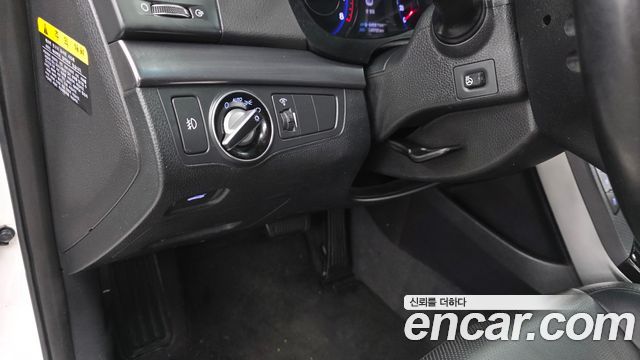 Hyundai i40 2012 — photo 23