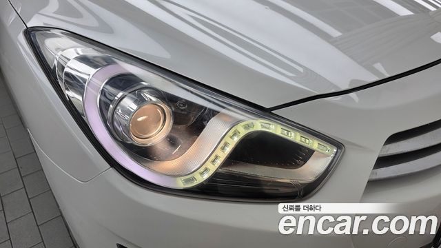 Hyundai i40 2012 — photo 8