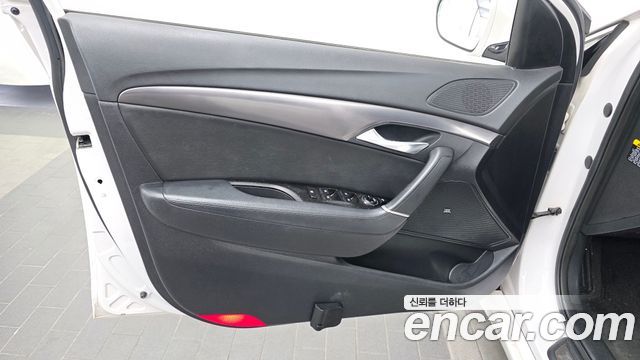 Hyundai i40 2012 — photo 14