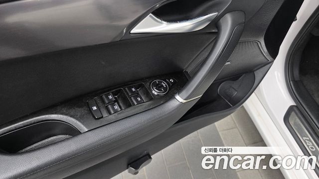 Hyundai i40 2012 — photo 29