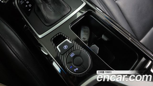 Hyundai i40 2012 — photo 32