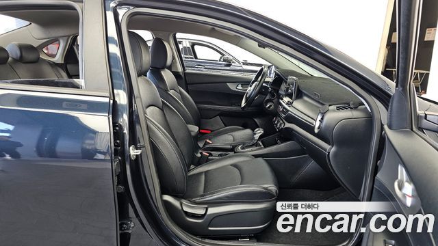 Kia K3 2019 — photo 17