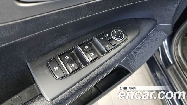 Kia K3 2019 — photo 29