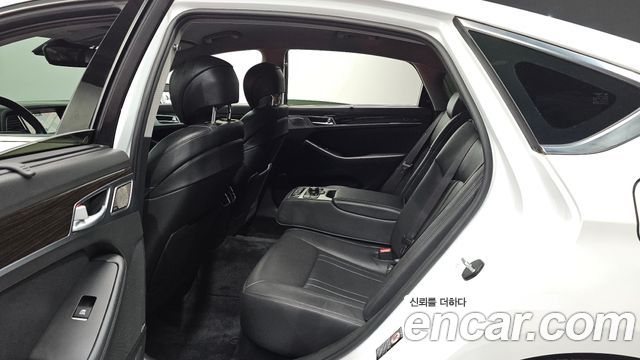 Genesis G80 2019 — photo 12