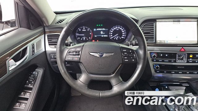 Genesis G80 2019 — photo 13