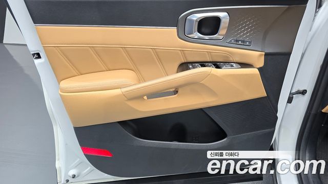 Kia Sorento 2023 — photo 14