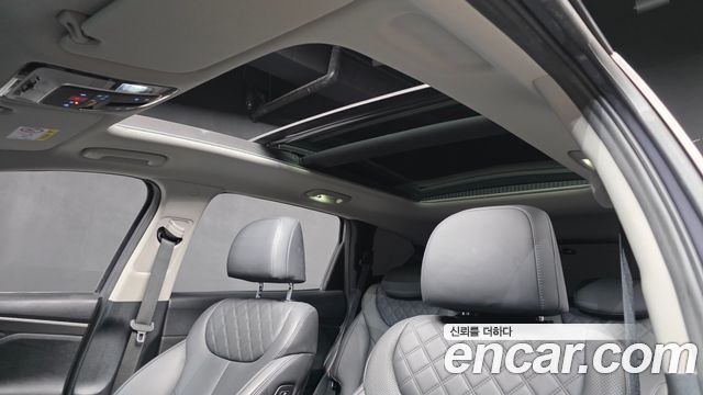 Hyundai Santafe 2023 — photo 25
