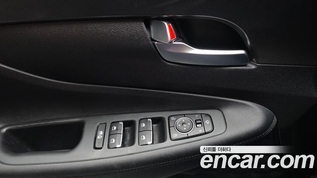 Hyundai Santafe 2023 — photo 26