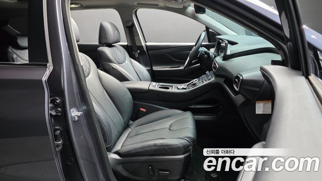 Hyundai Santafe 2023 — photo 16