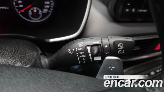 Hyundai Santafe 2023 — photo 28