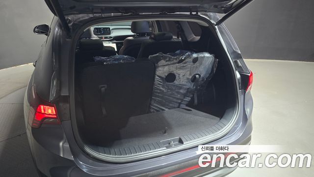 Hyundai Santafe 2023 — photo 34