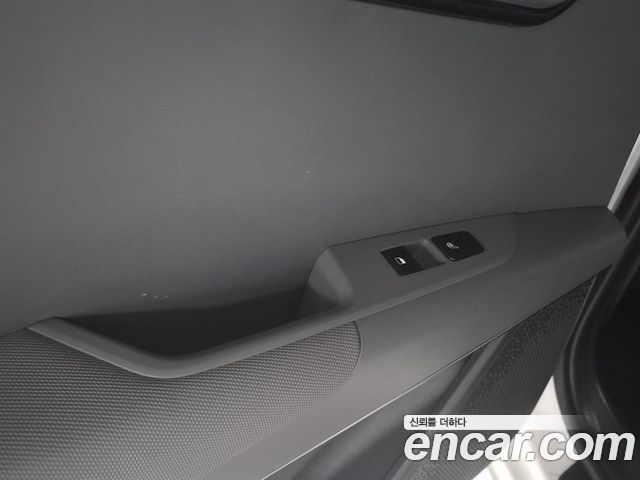 Kia Niro 2023 — photo 8
