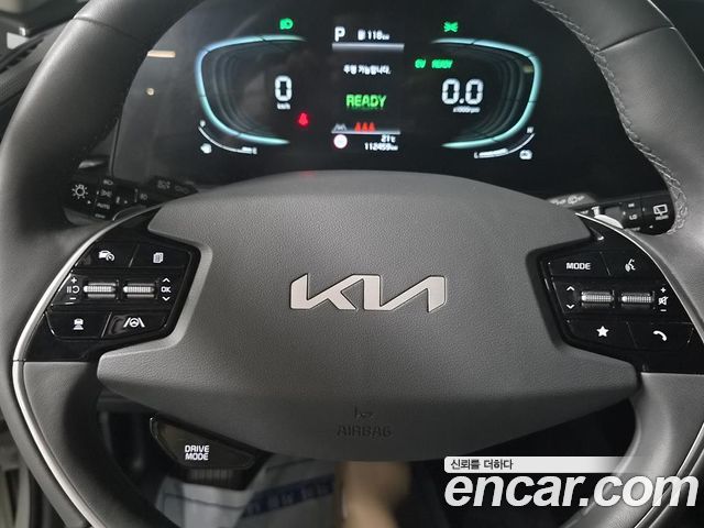 Kia Niro 2023 — photo 12