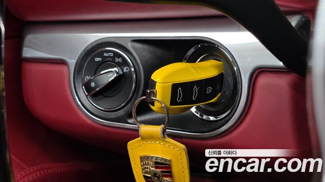Porsche 718 2021 — photo 26