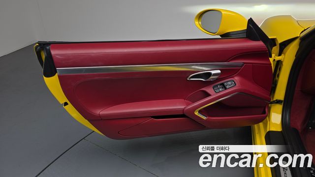 Porsche 718 2021 — photo 15