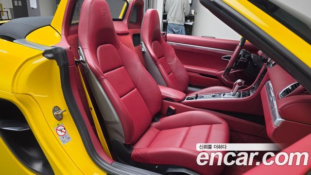 Porsche 718 2021 — photo 16