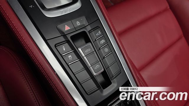Porsche 718 2021 — photo 27
