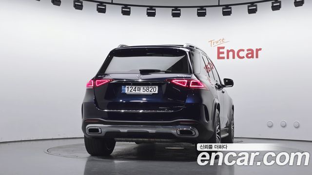 Mercedes-Benz GLE-Class 2022 — photo 4