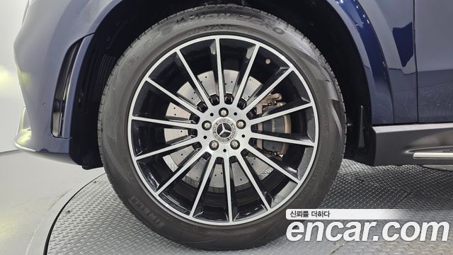 Mercedes-Benz GLE-Class 2022 — photo 5