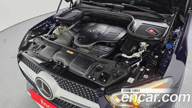 Mercedes-Benz GLE-Class 2022 — photo 6