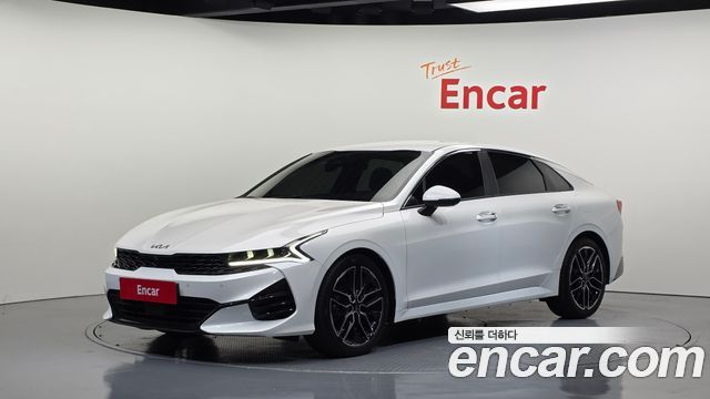 Kia K5 2022 — photo 1