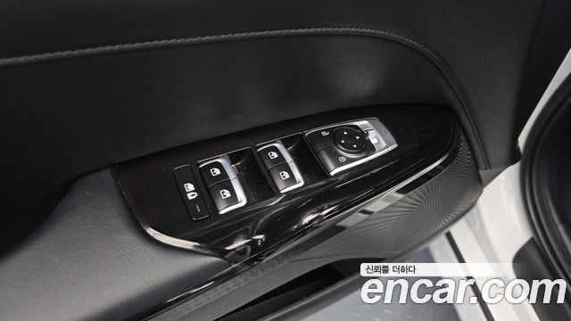 Kia K5 2022 — photo 11