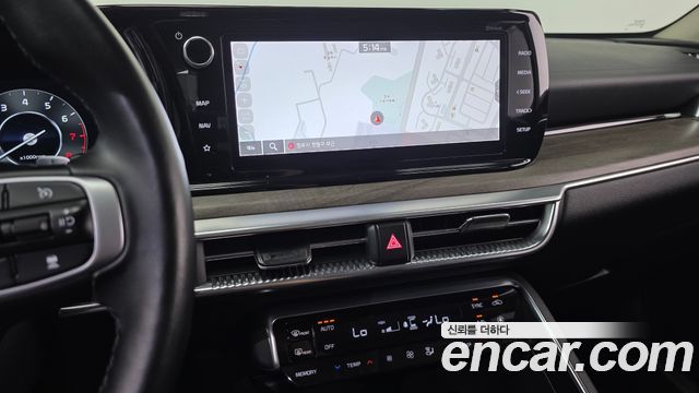 Kia K5 2022 — photo 13