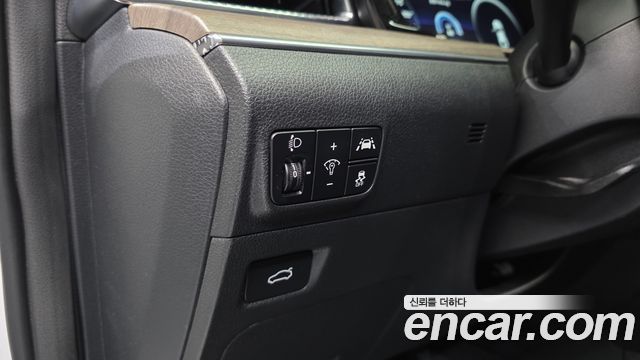 Kia K5 2022 — photo 18