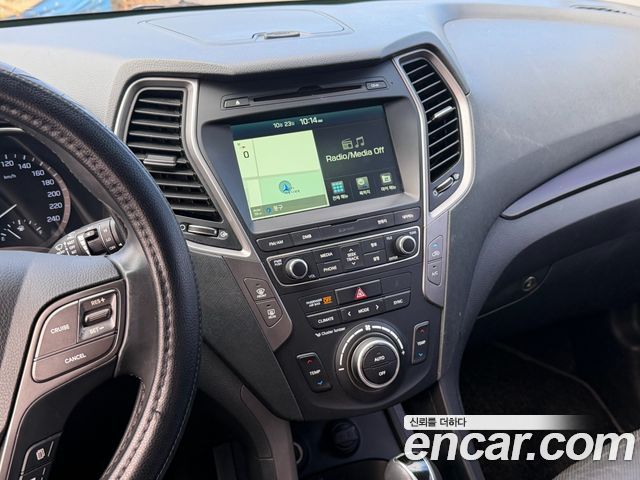 Hyundai Santafe 2017 — photo 9