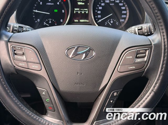 Hyundai Santafe 2017 — photo 10