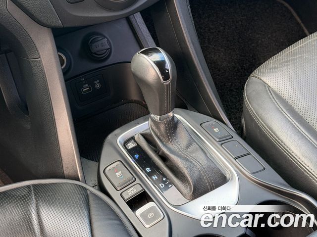 Hyundai Santafe 2017 — photo 13