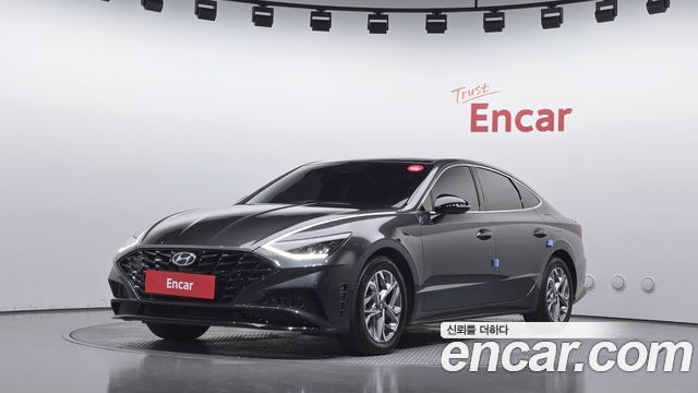 Hyundai Sonata 2023 — photo 1