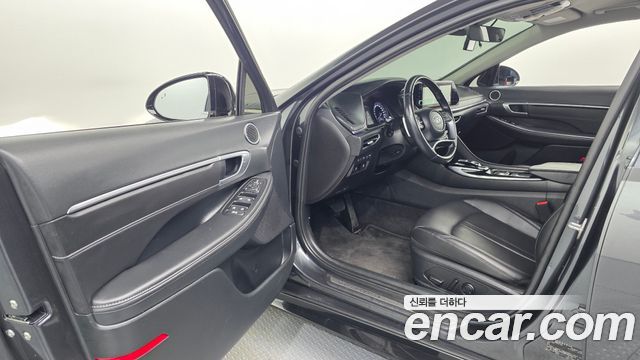 Hyundai Sonata 2023 — photo 13