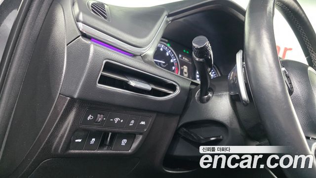 Hyundai Sonata 2023 — photo 17