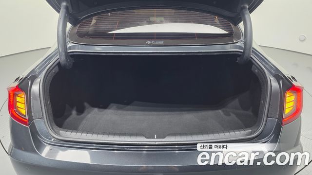 Hyundai Sonata 2023 — photo 23